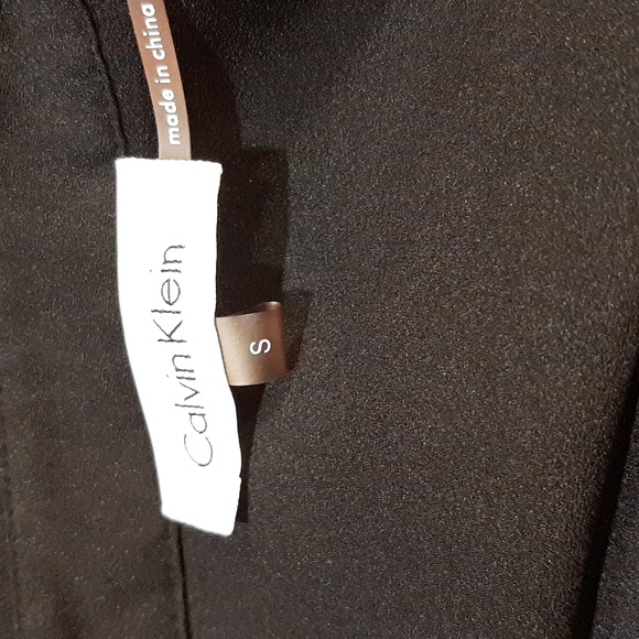 Calvin Klein Black Button-Down Shirt (Small) - Picture 9 of 10